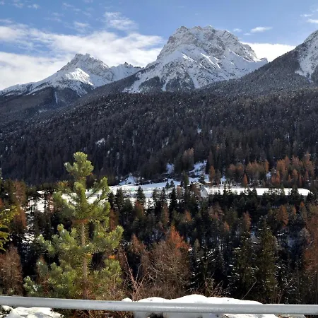 Tulai G98 Apartment Scuol